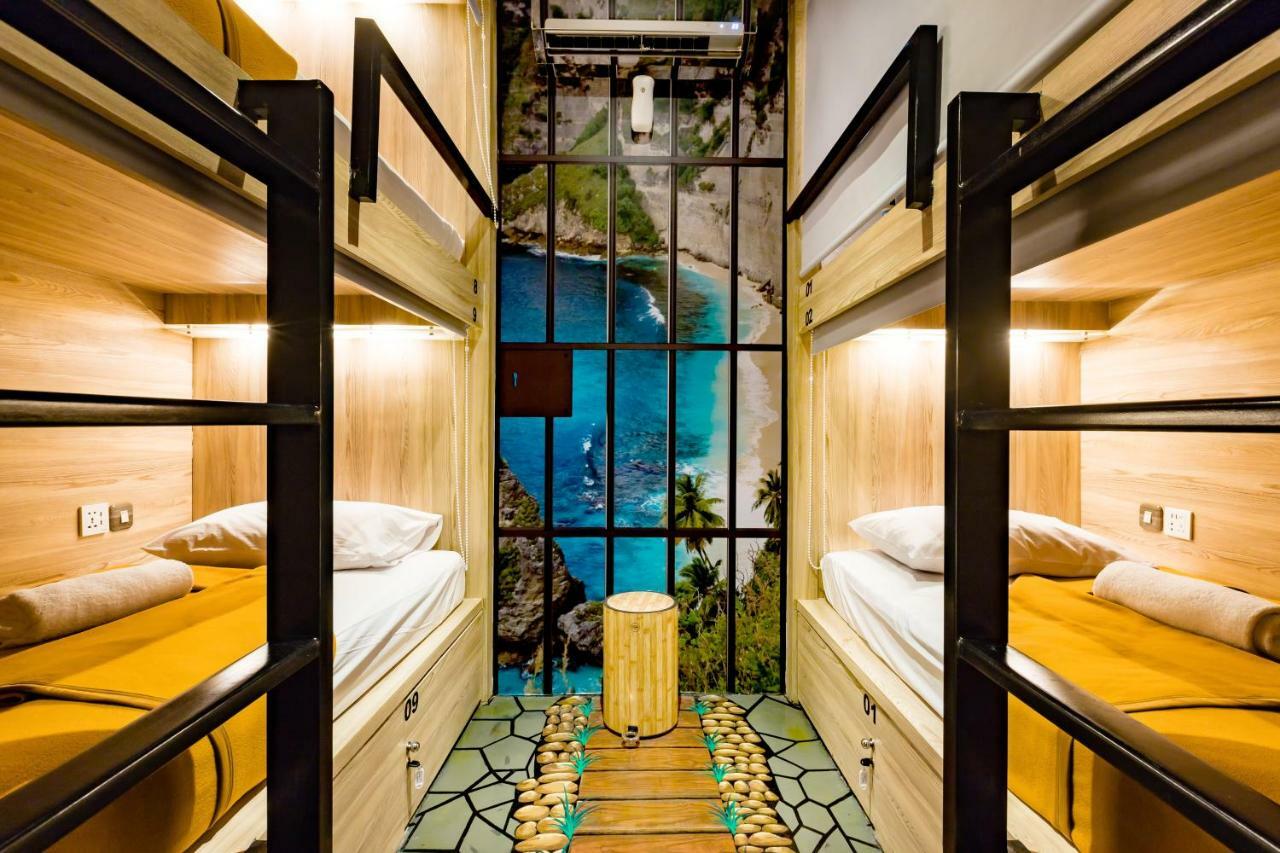d’Gobers Hostel Seminyak Buitenkant foto